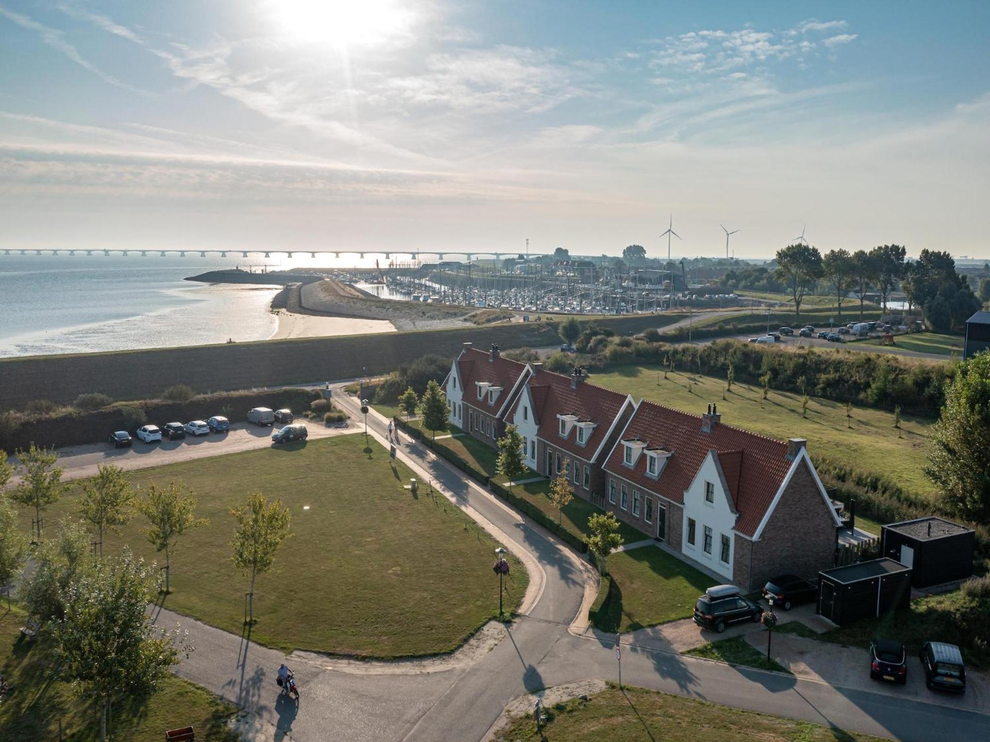 Luxurious 12-Person City Villa With Wellness Colijnsplaat Buitenkant foto